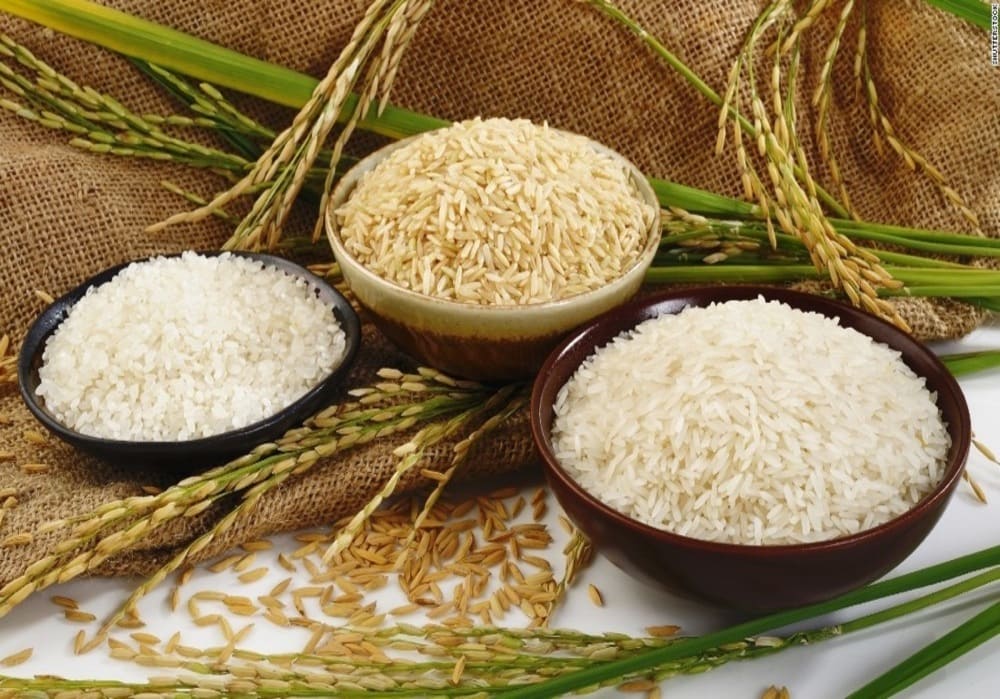 Caso de cliente de classificador de cores de arroz na Índia
        